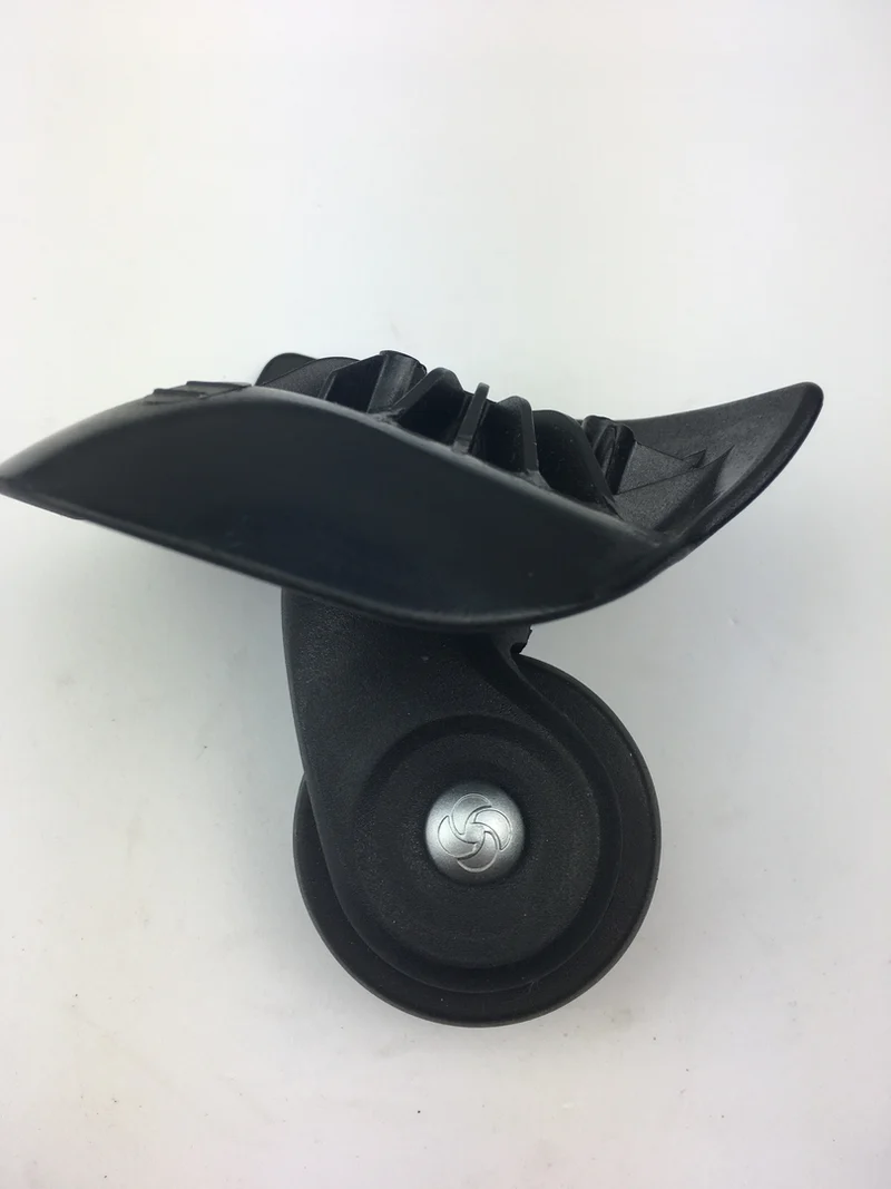 1 PAIRE DE ROUES SAMSONITE [082]