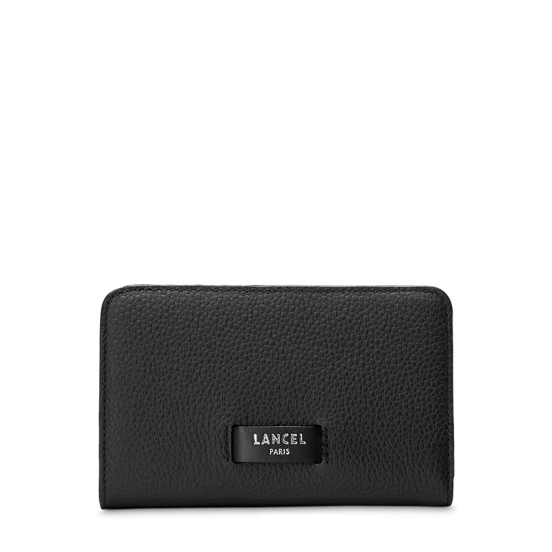 Compact rectangular zipped wallet