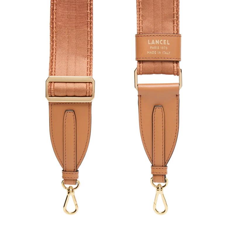 ADJUSTABLE WEBBING STRAP