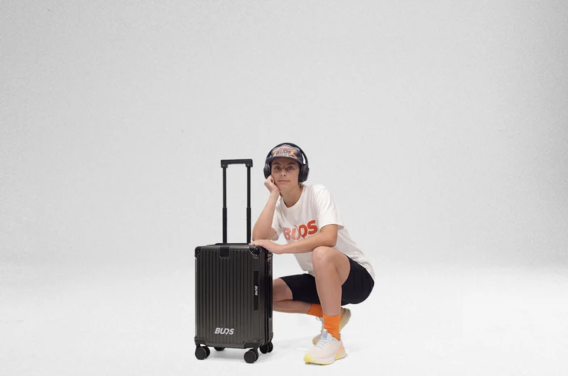VALISE RIGIDE DE VOYAGE À ROULETTES